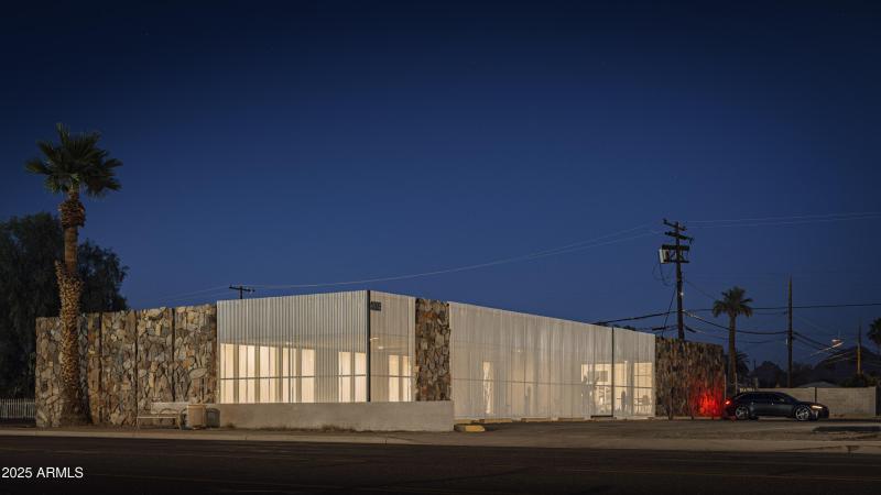 JR17 Stance Architecture - Studio 6074 W