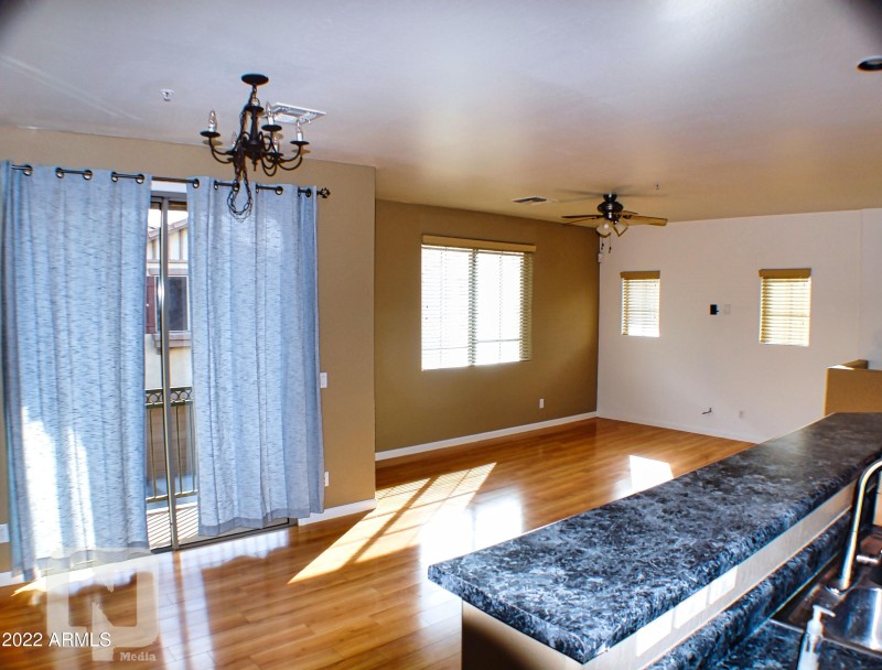 1420 N 81St Ave For Lease