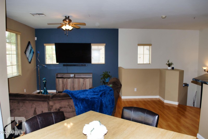 1420 N 81St Ave For Lease