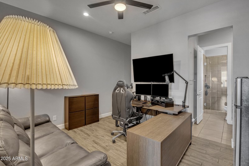 2652 E Pelican Ct-56