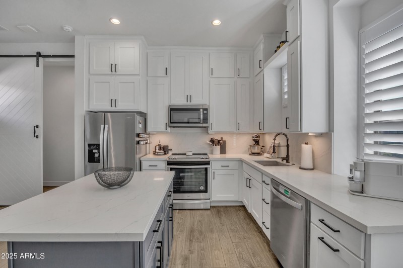 2652 E Pelican Ct-13