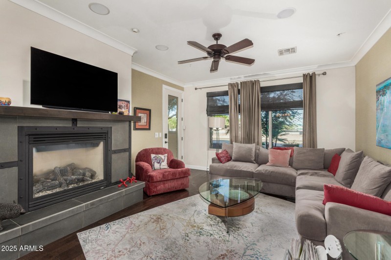 10 - Woodmere Fairway