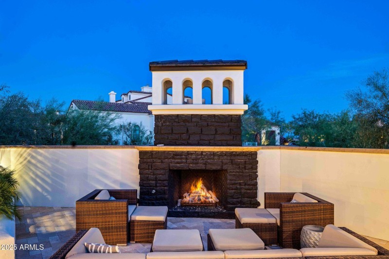 91-web-or-mls-_TMR0277