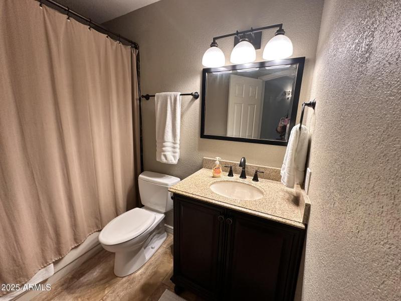 Full Guest Bathroom