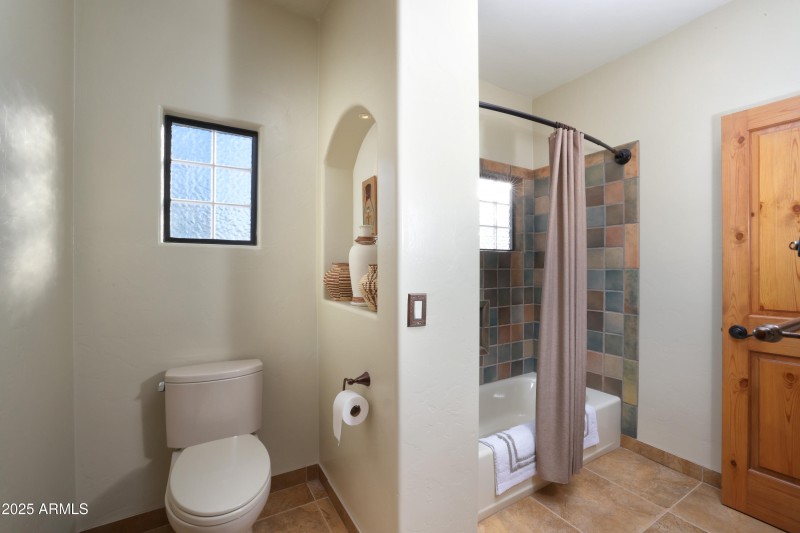 Jack n Jill Bathroom