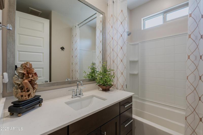 012 Guest Bath 17219 W La Luz Rd