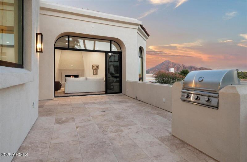 02-3800 E Lincoln Dr 54 36