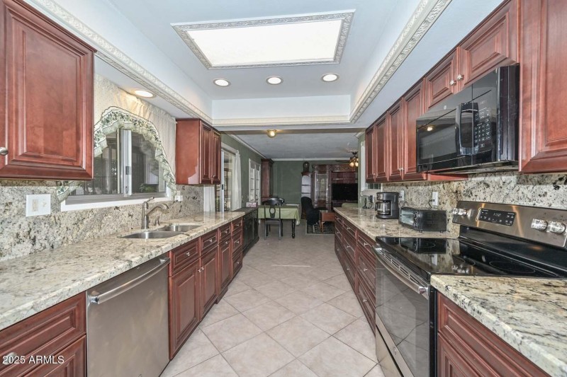 Kitchen-Breakfast Room