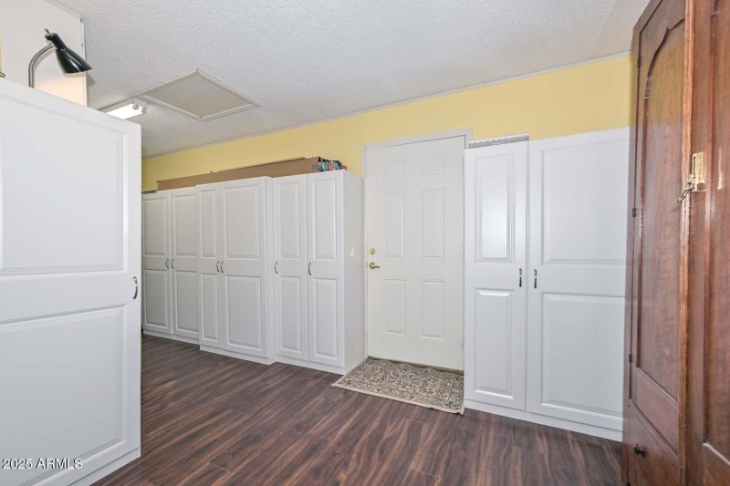 Laundry Room-Storage