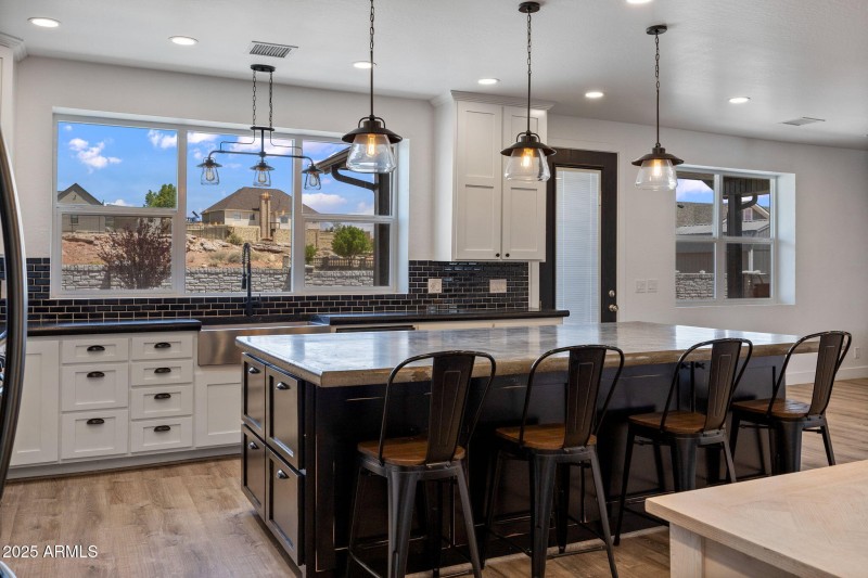 1738W7thSSt-Snowflake-AZ-10