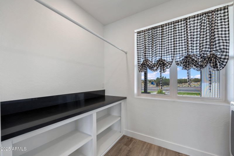 1738W7thSSt-Snowflake-AZ-13