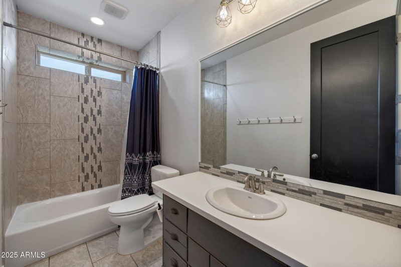 1738W7thSSt-Snowflake-AZ-23