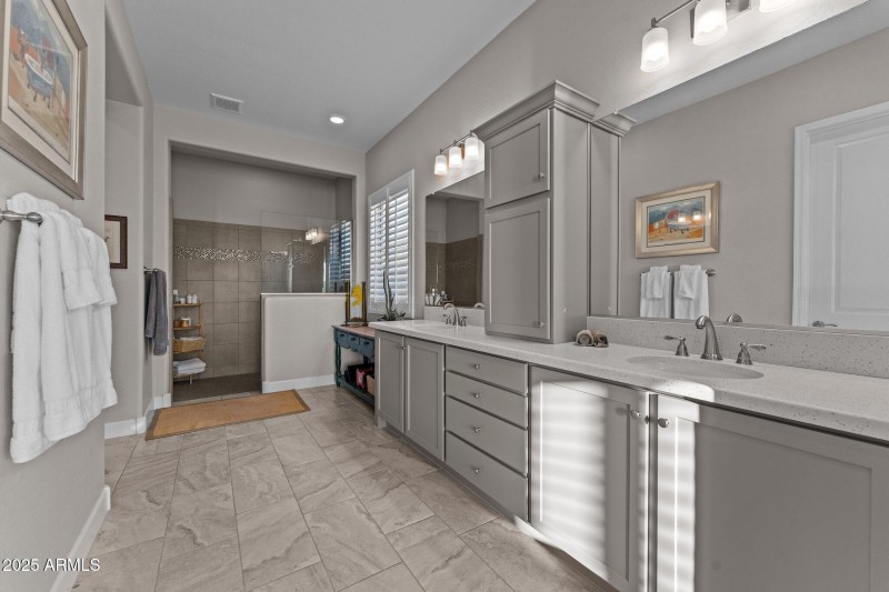 56-web-or-mls-DSC09800