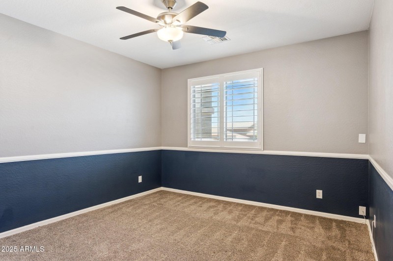 36-web-or-mls-20226-n-madison-dr