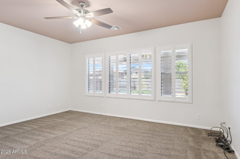 20-web-or-mls-20226-n-madison-dr