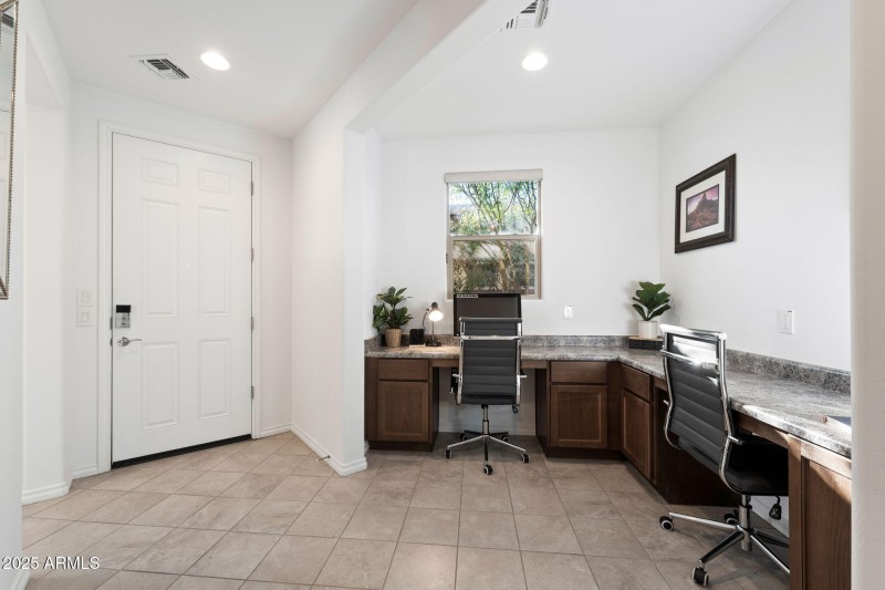 003__678 E Cobble Stone Dr