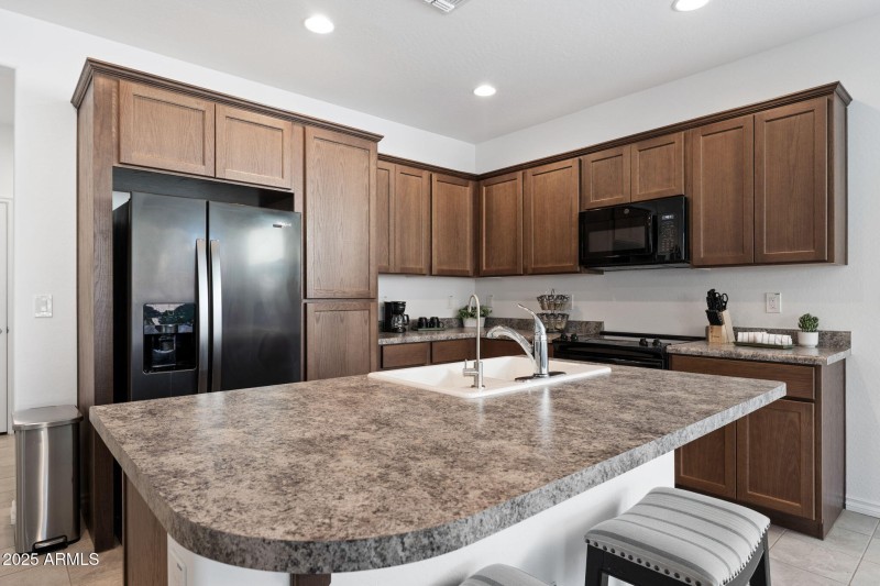 009__678 E Cobble Stone Dr