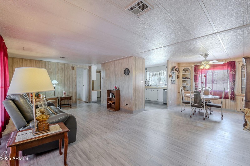 20-web-or-mls-Saddle-20