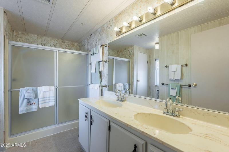 27-web-or-mls-Saddle-27