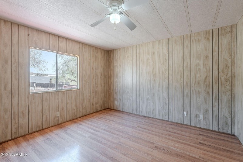 30-web-or-mls-Saddle-30