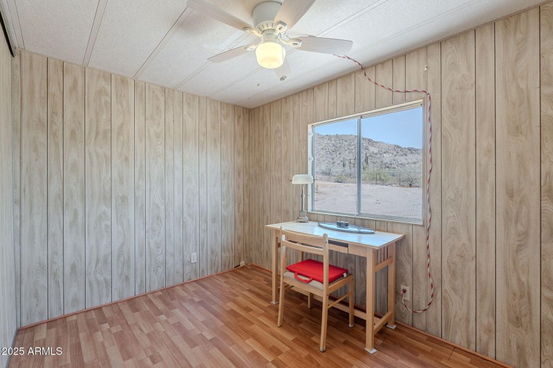 32-web-or-mls-Saddle-32