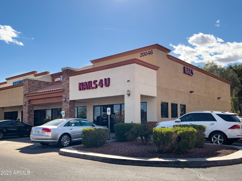 Nails_4_U_20046_N_John_Wayne_Pkwy_Marico