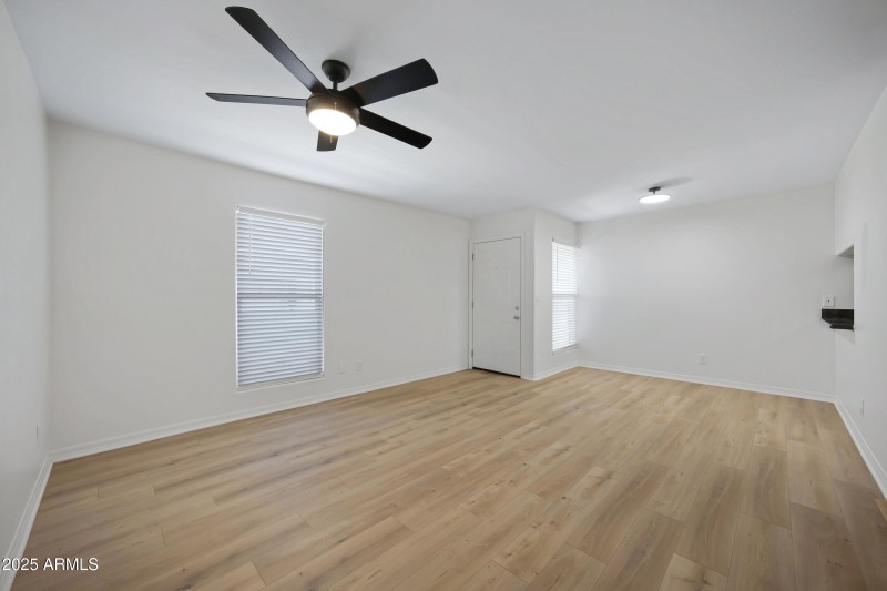 3619 E Monterosa St Apt 202-6