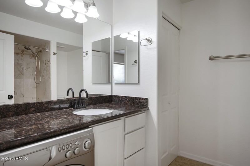 3619 E Monterosa St Apt 202-16