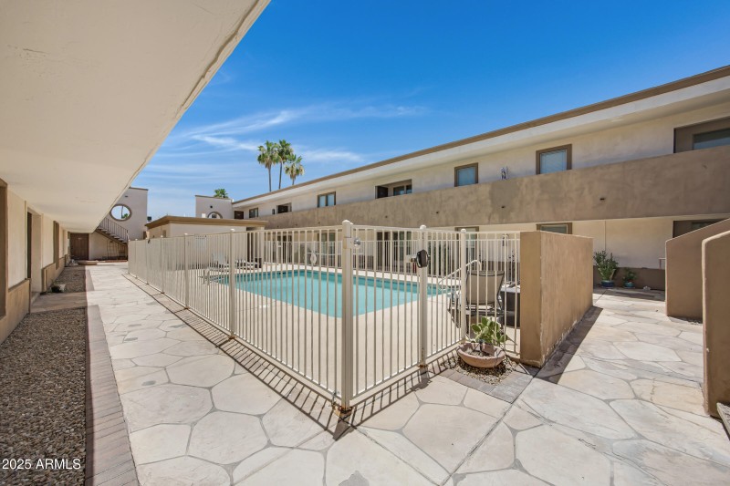 3619 E Monterosa St Apt 202-19