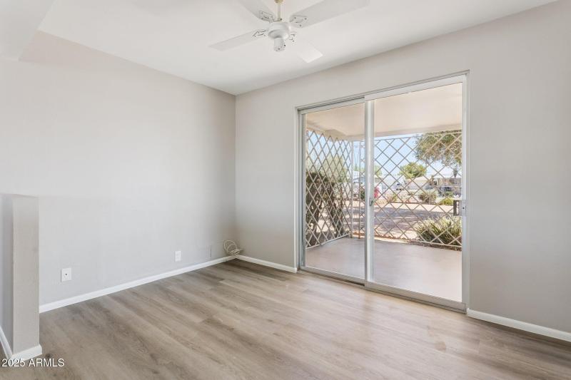 11-web-or-mls-5455-e-baltimore-st