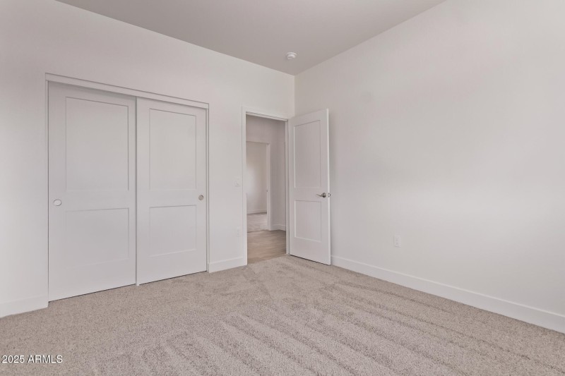 29 Sandstone Mountain