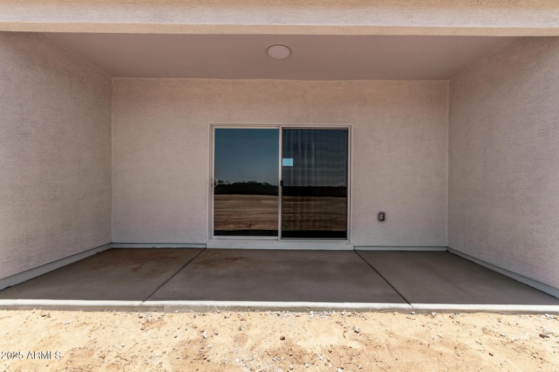 38 Sandstone Mountain