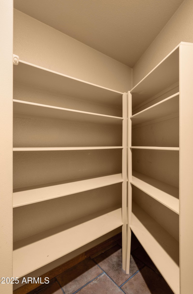 Walk-in Pantry