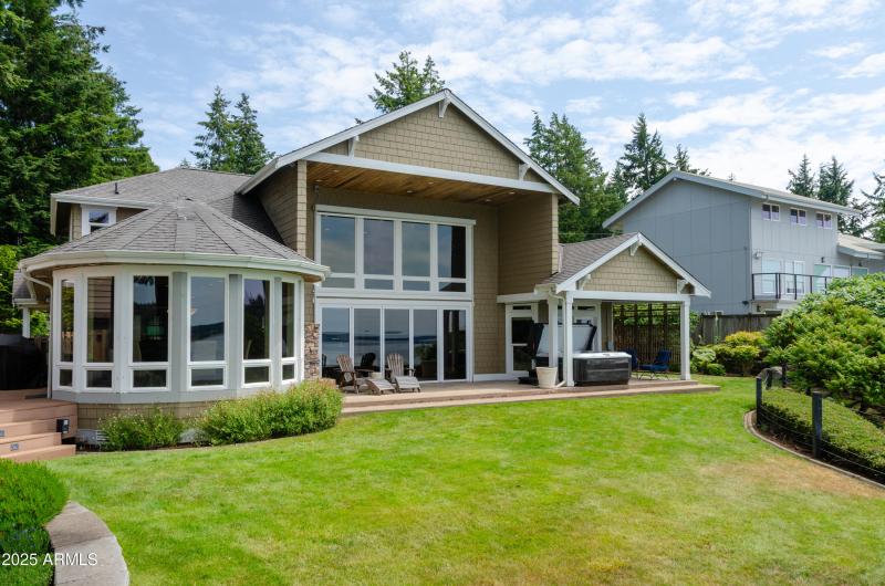 35-Waterside-Of-Home