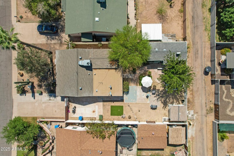 1940 E Indianola Ave-6