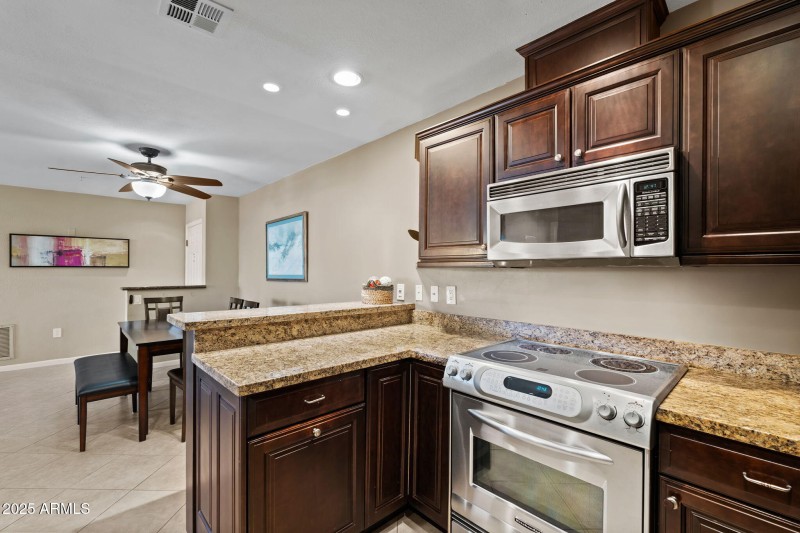 Built-in mirowave,smooth top range