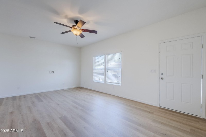 9-web-or-mls-Apache-9