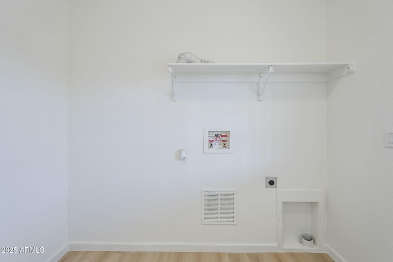 26-web-or-mls-Apache-26