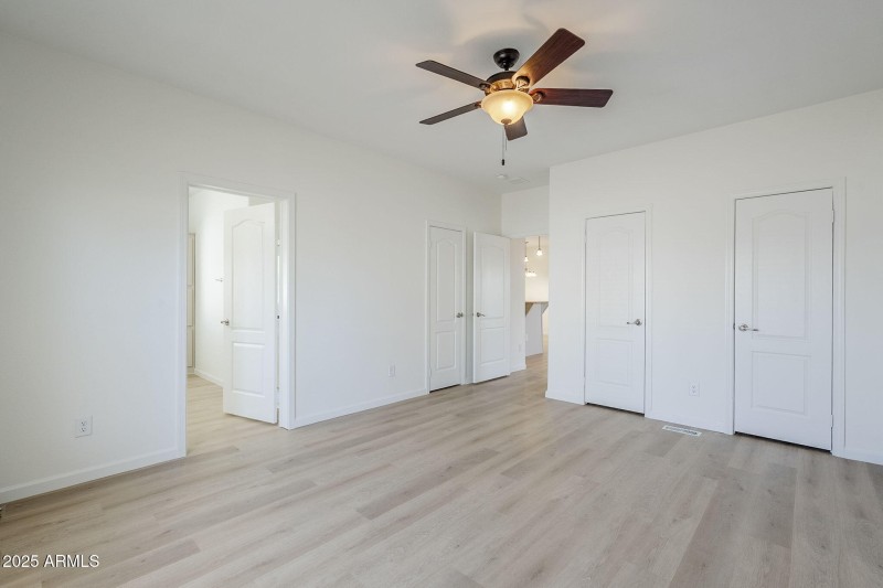 32-web-or-mls-Apache-32