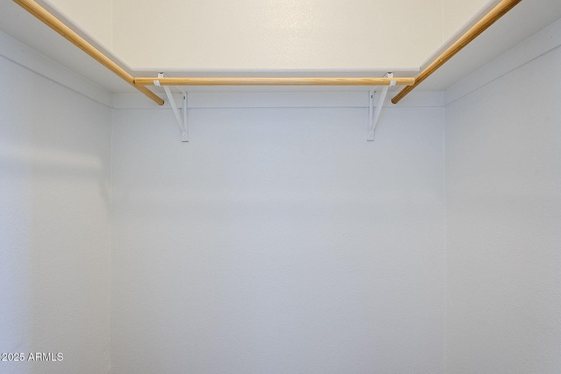 35-web-or-mls-Apache-35