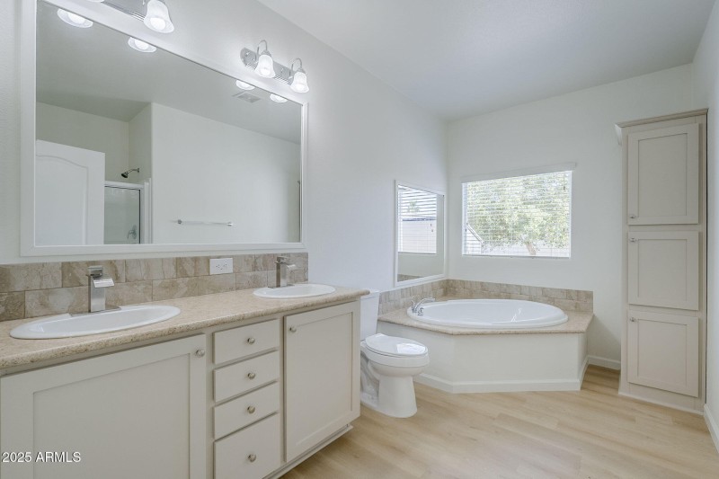 36-web-or-mls-Apache-36