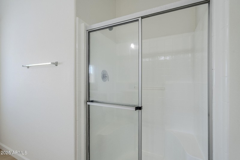 37-web-or-mls-Apache-37