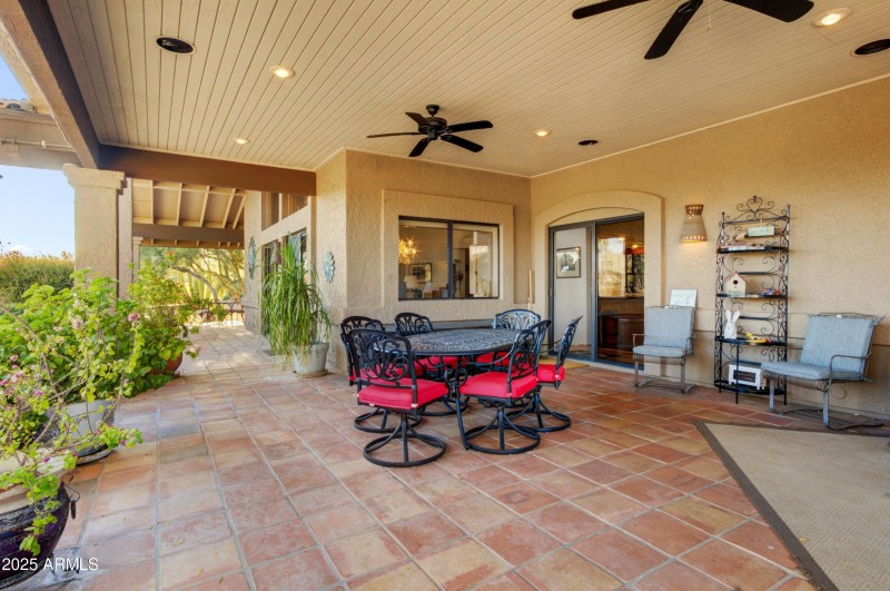 022_Covered Patio Dining