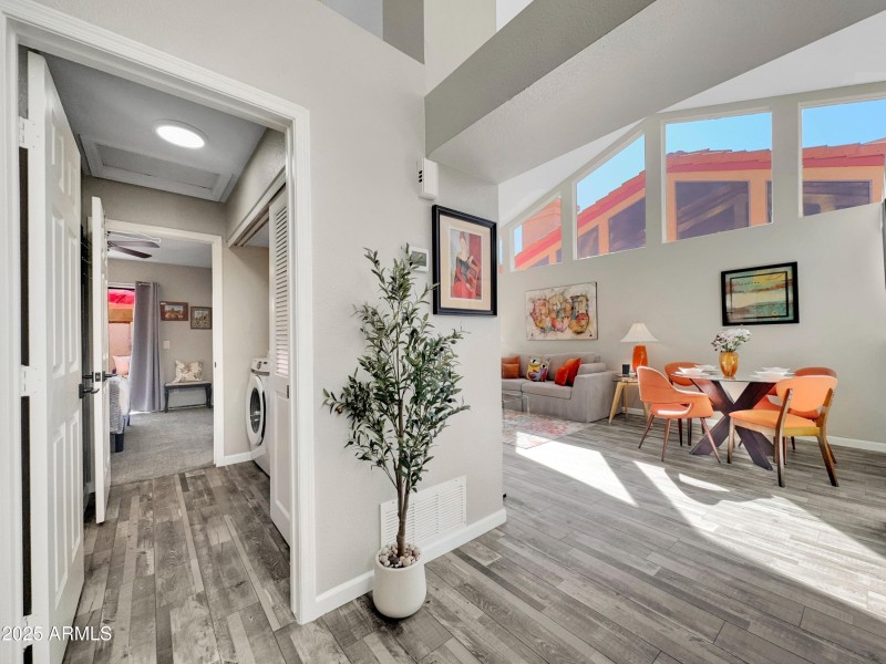 97b519cc-cf05-47ff-9b26-40d7a3206b96