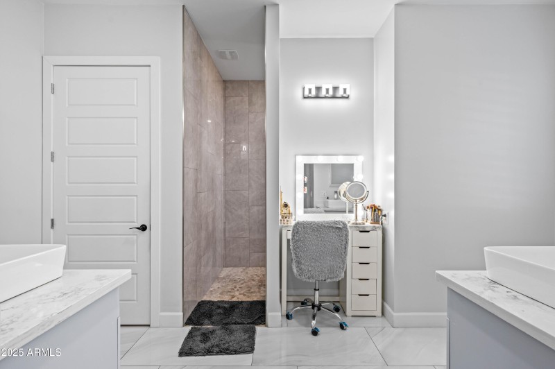 8017 S 143rd Ave Goodyear AZ 85338-65