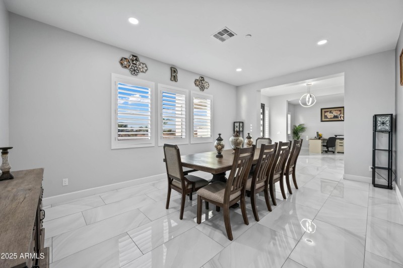 8017 S 143rd Ave Goodyear AZ 85338-82