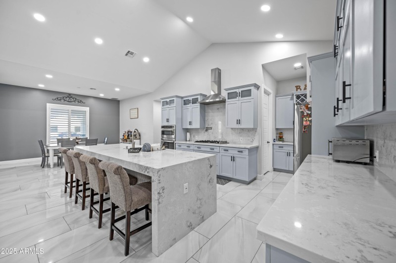 8017 S 143rd Ave Goodyear AZ 85338-89