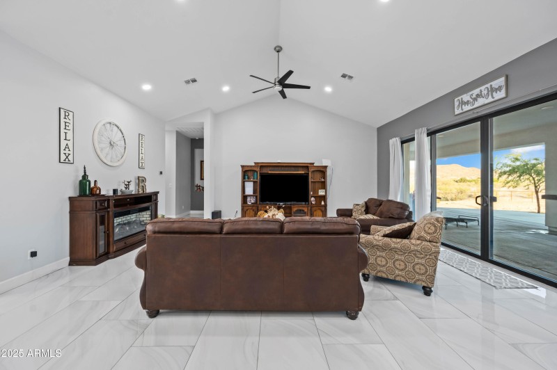 8017 S 143rd Ave Goodyear AZ 85338-95