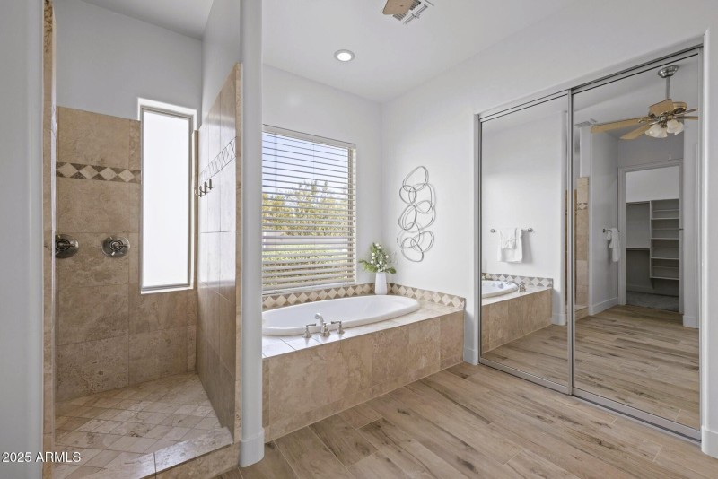 42-web-or-mls- 3946 N Pinnacle Hills Cir