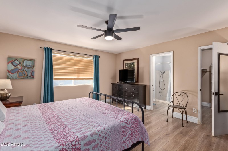 5337 E Gelding Master Bedroom